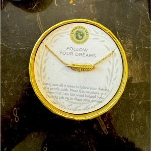 Follow your dreams new in box necklace , by spartina 459
